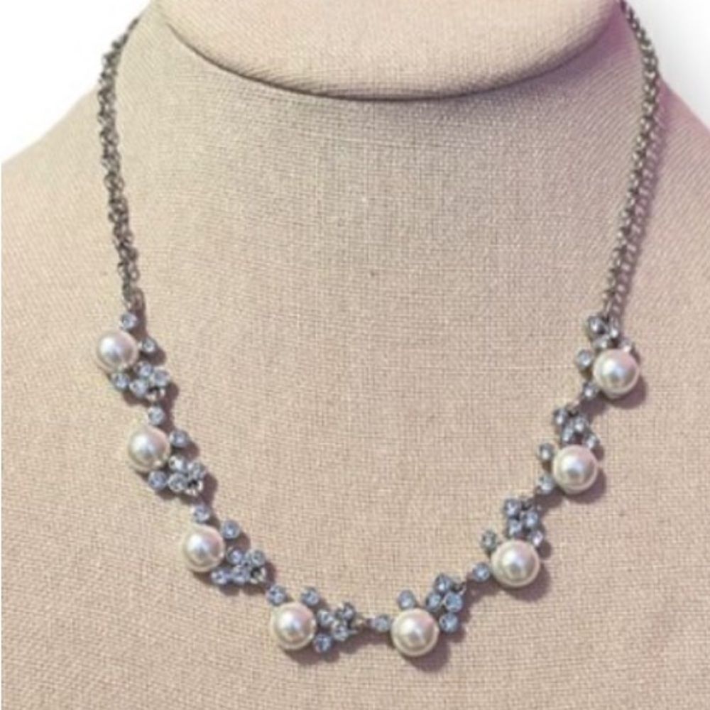 💎2/$30💎 Signed Pearl And Rhinestone Necklace